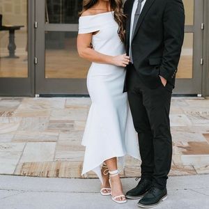 Elliatt midi dress 🤍